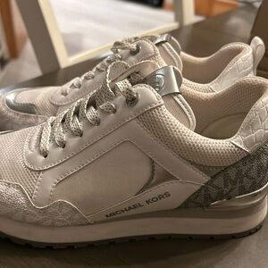 Michael Kors Sneakers Tennis Shoes Size 6